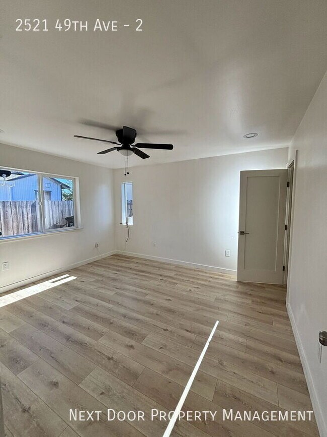 Foto del edificio - 2521 49th Ave