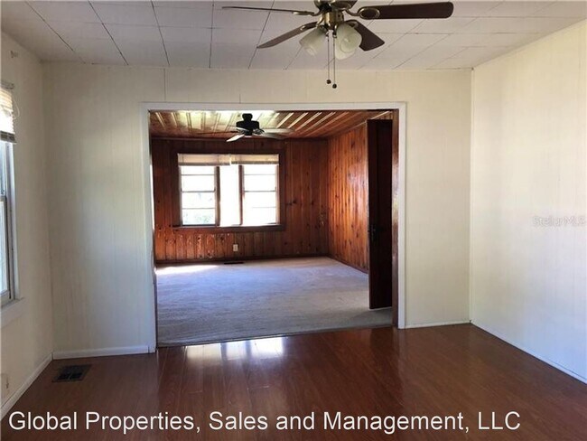 Foto del edificio - 3 br, 2 bath House - 612 Gould St
