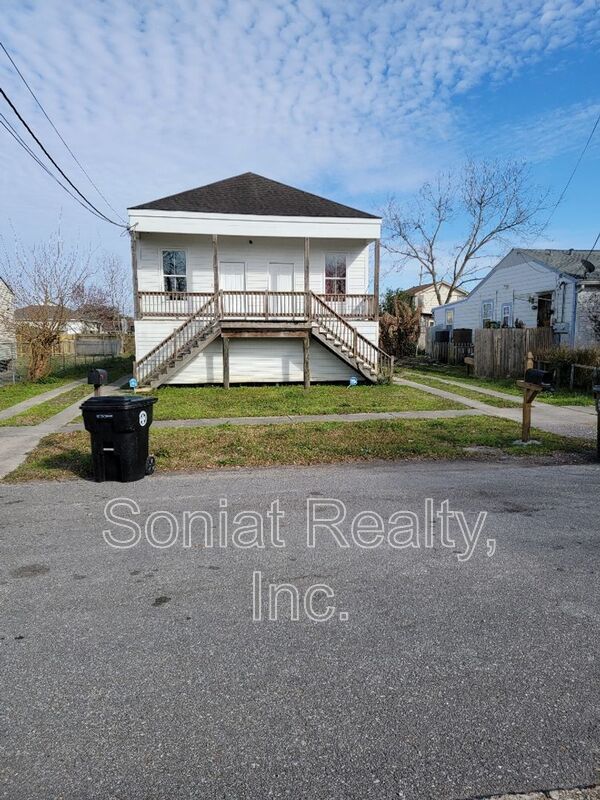 Building Photo - 5755 Pasteur Blvd