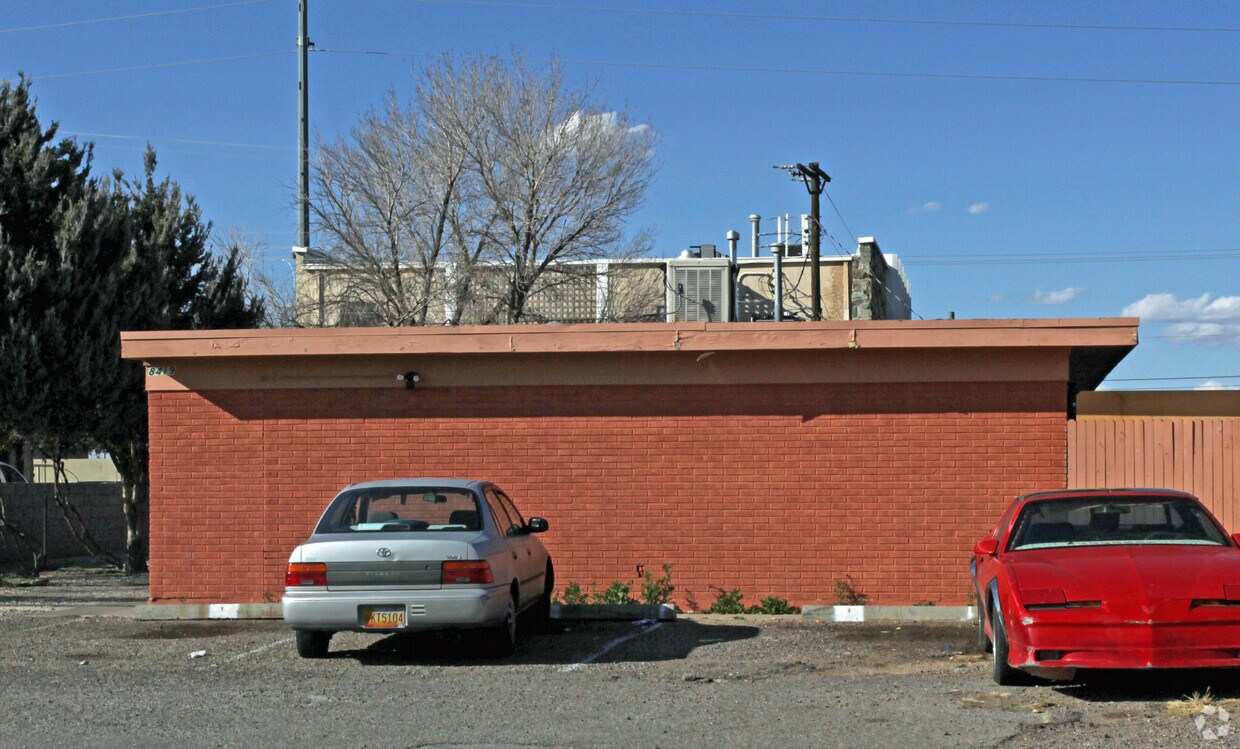 Building Photo - 8419 Decatur Ave SE