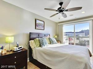 Foto del edificio - 4418 Longfellow St