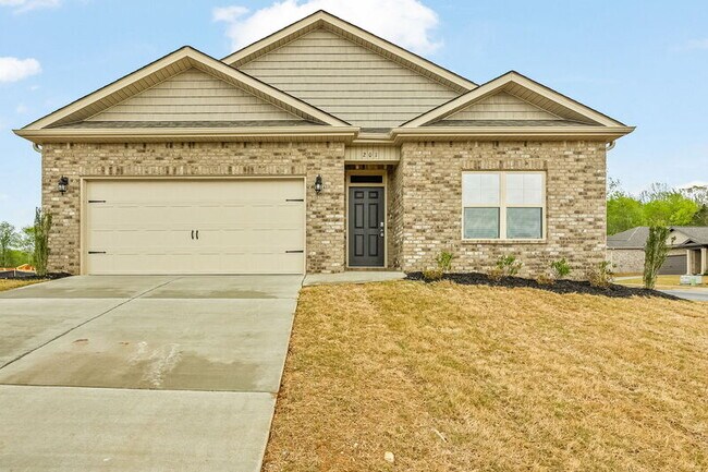Building Photo - 201 Phillips Ridge Dr