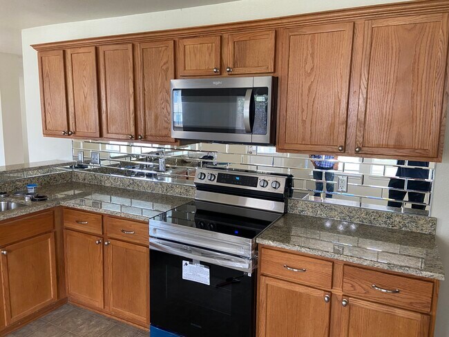 Building Photo - 3729 Bandera Ranch Rd