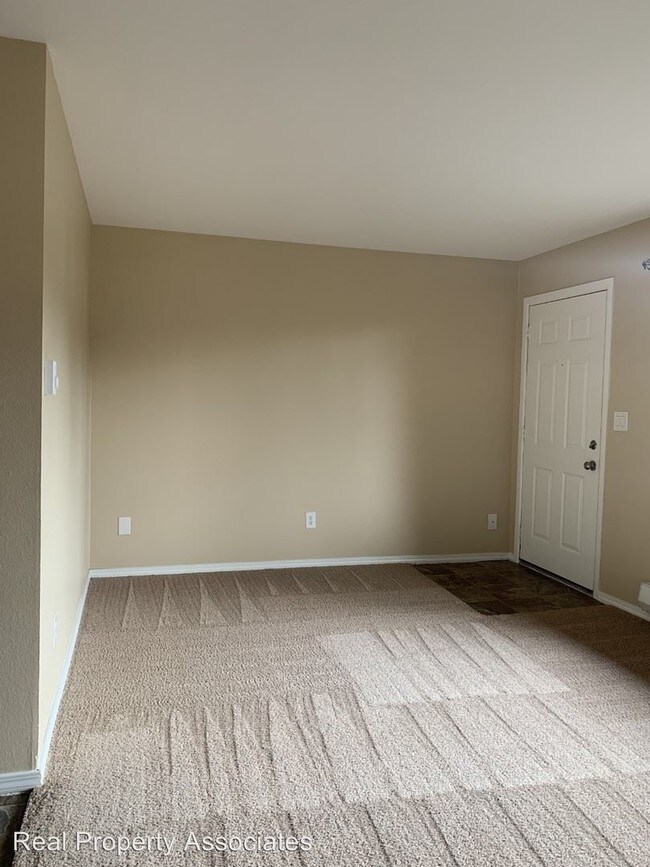 12341 33rd Ave NE, Seattle, WA 98125 Apartment for Rent in Seattle