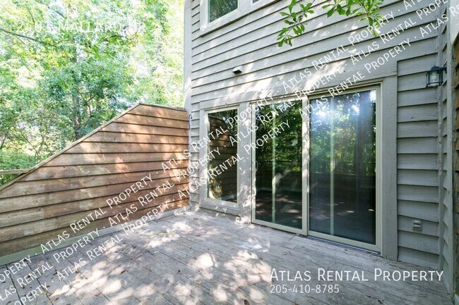 Foto del edificio - 2401 Mallard Dr