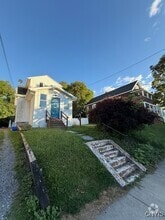 Building Photo - 455 Tennyson Ave