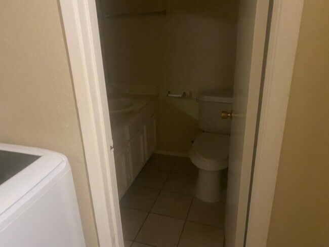 Foto del edificio - 9546 Windswept Ln