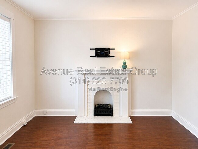 Foto del edificio - 4935 Loughborough Ave