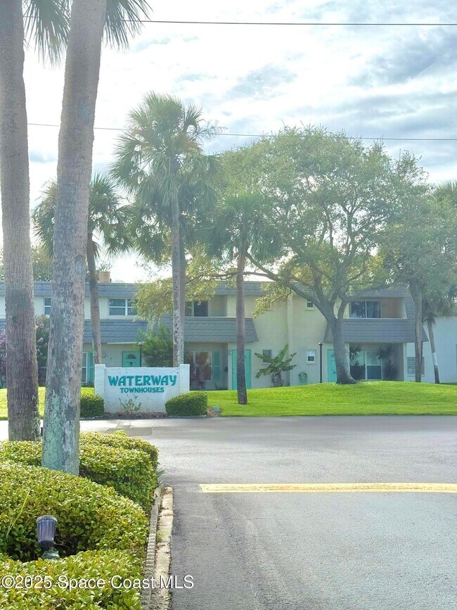 Foto del edificio - 417 Ibis Ln