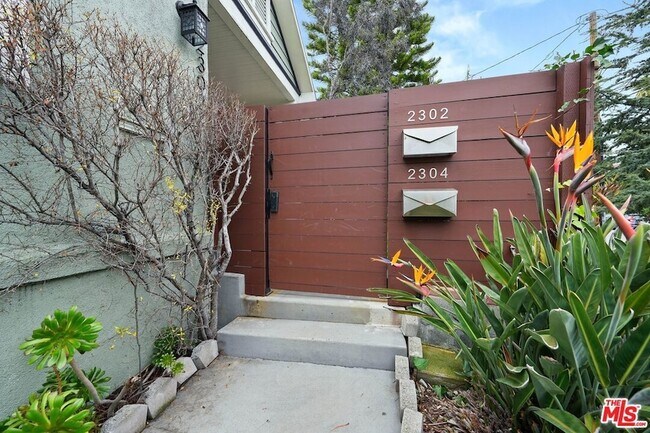 Foto del edificio - 2302 Berkeley Ave