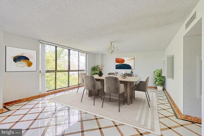 Foto del edificio - 1101 S Arlington Ridge Rd