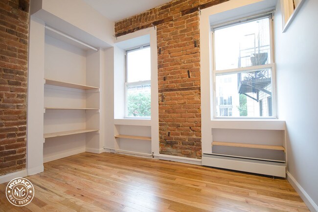 Foto del edificio - 87 Clay St