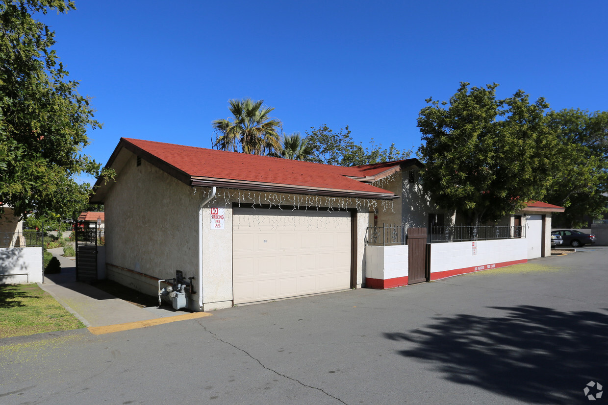 Foto del edificio - Sierra Vista Apartments