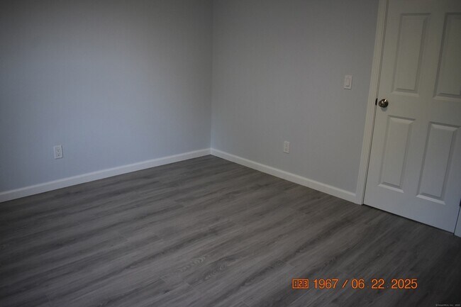 Foto del edificio - 43 Highland Ave