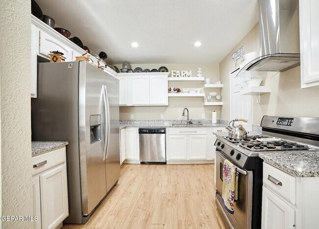 Foto del edificio - 3236 Richmond Ave