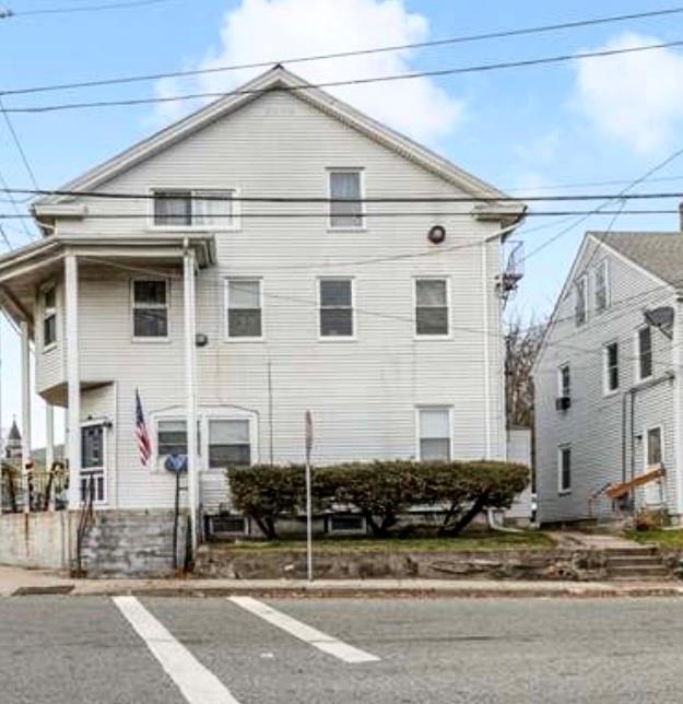 Building Photo - 804 2nd St