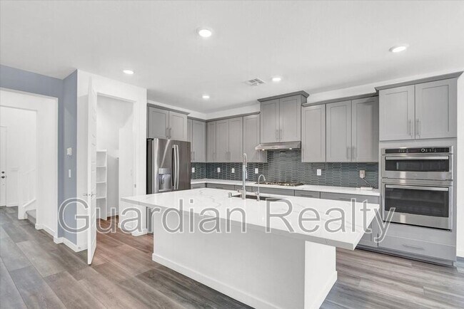 Foto del edificio - 755 Tallgrass St