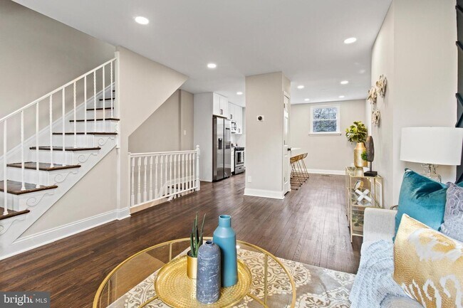Foto del edificio - 1011 Bashford Ln