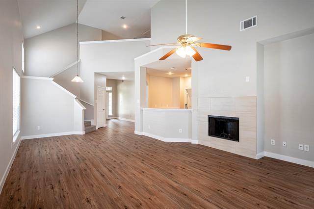 Foto del edificio - 9902 Maple Dr