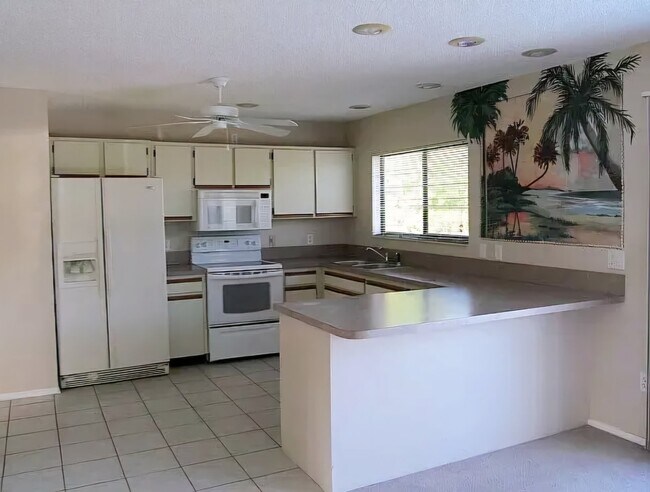 Foto del edificio - 17364 Sabrina Cir