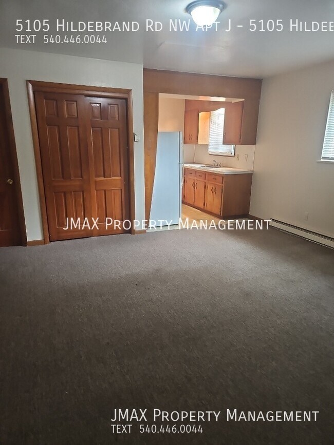 Foto del edificio - This property has a no security deposit op...
