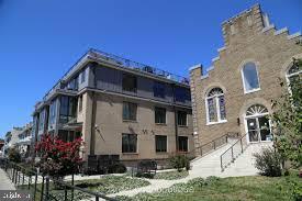 Building Photo - 625 Park Rd NW