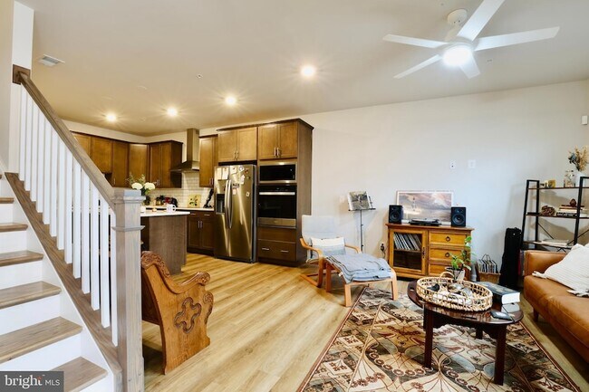 Foto del edificio - 773 Mount Airy Ter NE
