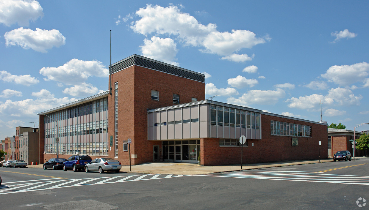 Primary Photo - Canton Flats