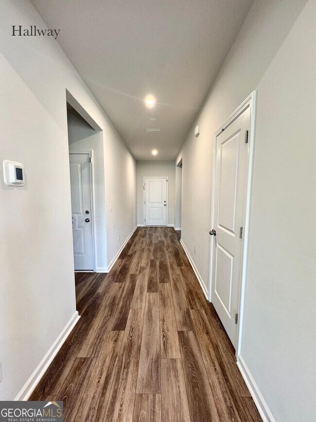 Building Photo - 67 Shade Tree Dr