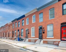 Building Photo - 2117 E Chase St