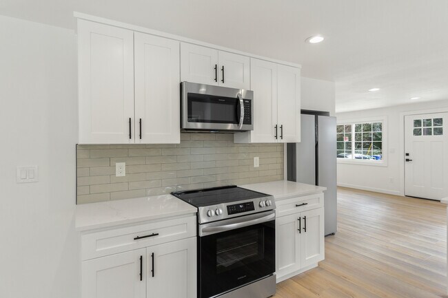 Foto del edificio - 326 NE 125th St