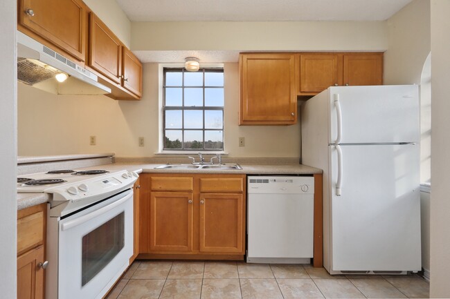 Foto del edificio - 27275 Snead Dr