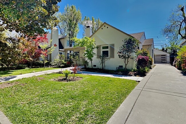 Photo - Charming Land Park Cottage – A Hidden Gem in the Heart of the City House