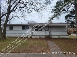 Building Photo - 8000 Pinto Trail