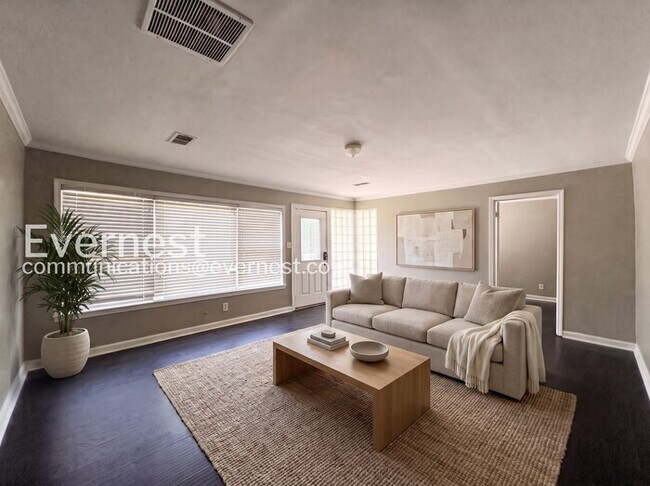 Foto del edificio - 2156 Jackson Ave