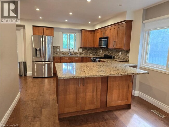 Photo du bâtiment - 1278 Hammond St