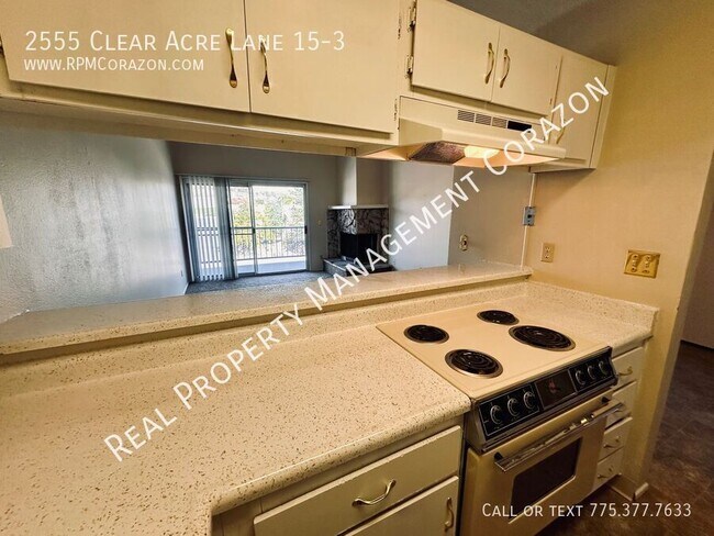 Foto del edificio - 2555 Clear Acre Ln