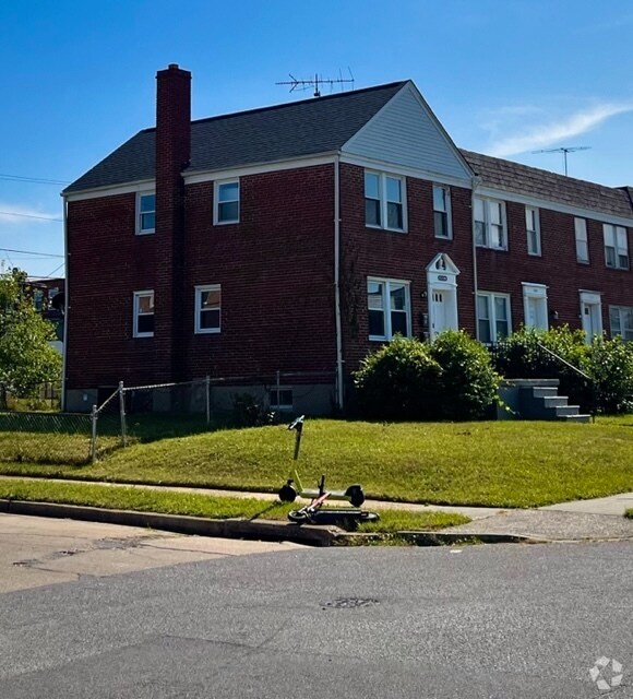 ClaremontFreedom Student Apartments for Rent Baltimore, MD 1