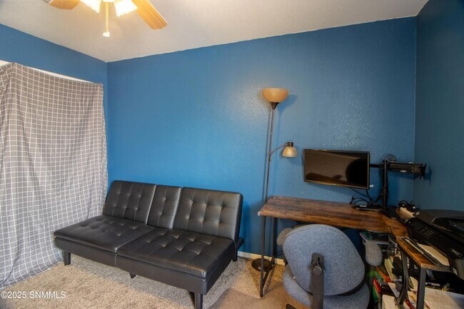 Building Photo - 3913 Pearl Ct