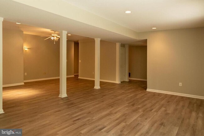 Building Photo - 12626 Kahns Rd