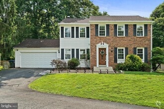 Building Photo - 9220 Burnetta Dr