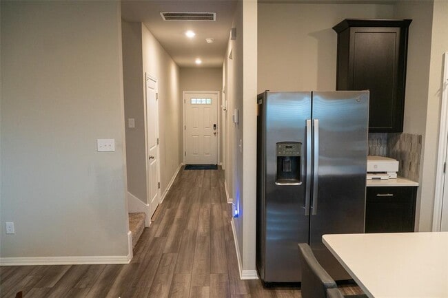 Building Photo - 14605 Allard Dr