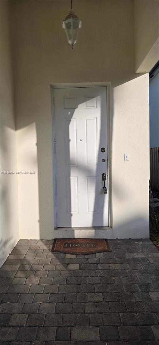 Building Photo - 215 NE 36th Avenue Rd