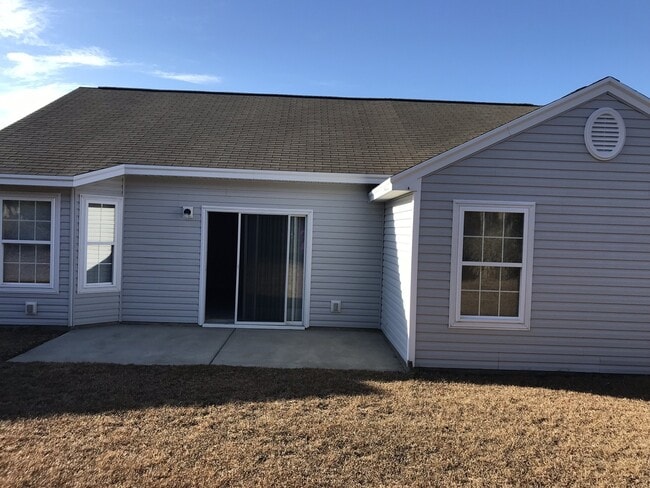 Building Photo - 3 Bed / 2 Bath Single Family Home for Rent in Avalon at Carolina Forest