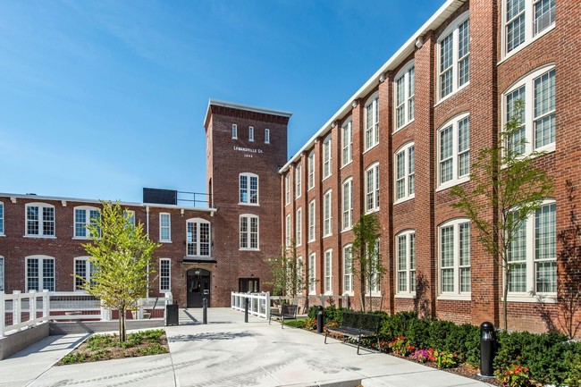 Foto del edificio - Lofts at Lyman Mill