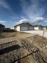 Building Photo - 12936 E Blake St
