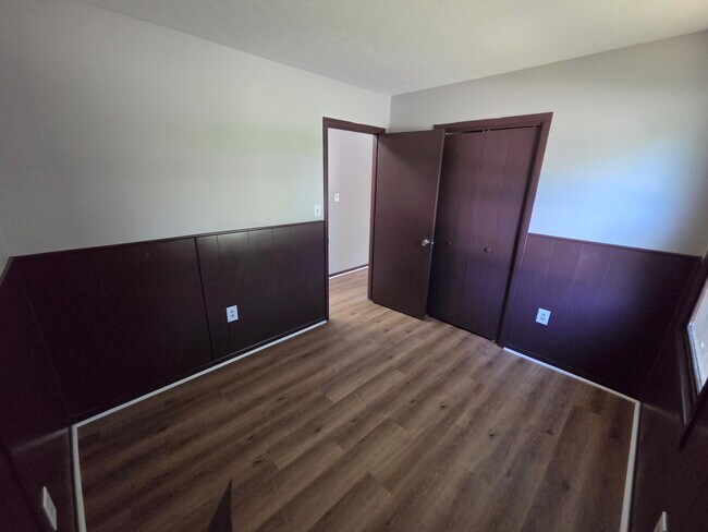 Foto del edificio - 1021 Ridgeway Dr