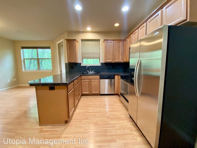 Building Photo - 1 br, 1 bath House - 37015 SE Dubarko Rd.