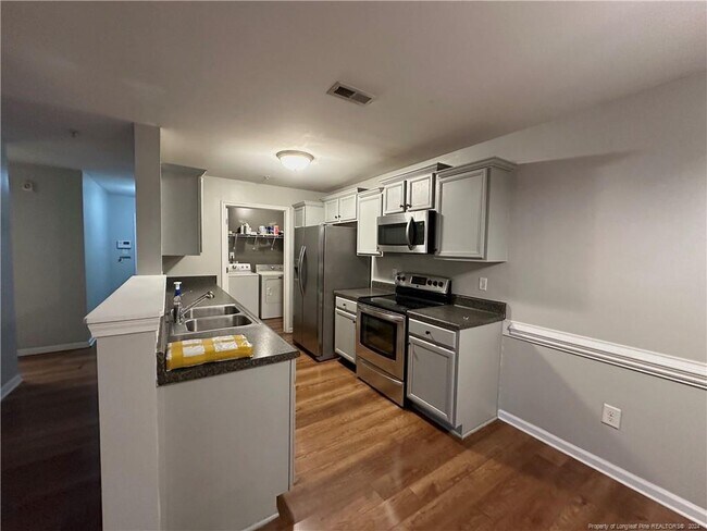 Building Photo - 1309 Kershaw Loop