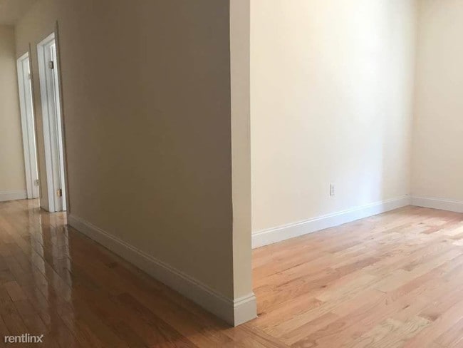 Building Photo - 2 br, 1 bath Apartment - 712 W 176th St